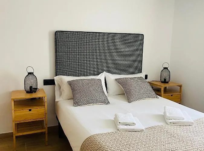 El Apartamento De La Colegiata Апартаменты *