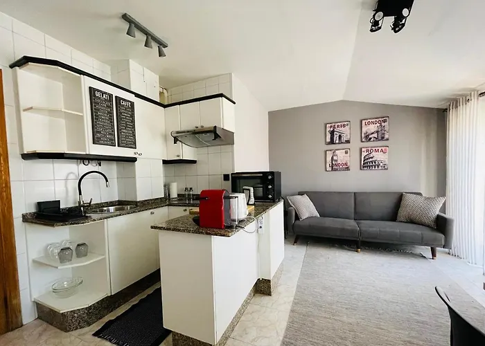 El Apartamento De La Colegiata Апартаменты